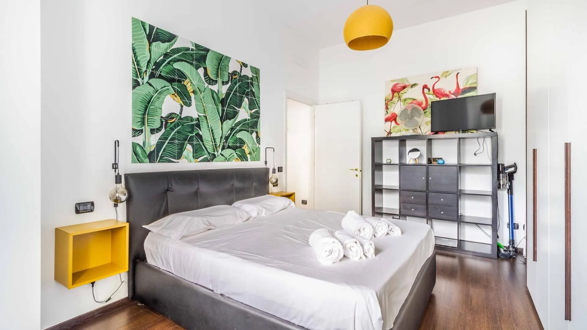 Domusmi Massarenti Apartment Milan